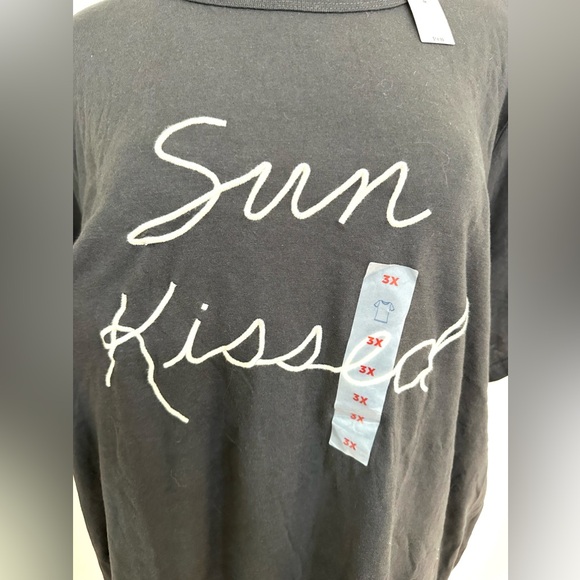 NWT Sun Kissed embroidered tshirt |Size 3X - Picture 2 of 3